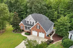 35 Broomhill Ct, Clayton, NC 27527 - Photo 2