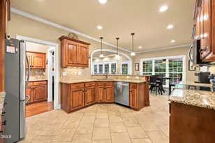 35 Broomhill Ct, Clayton, NC 27527 - Photo 14