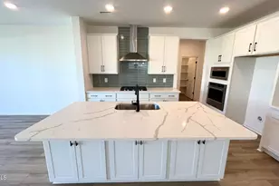 261 Night Lantern Ln, Wendell, NC 27591 - Photo 6