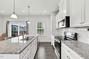 504 Autumn Cure Ct, Fuquay-Varina, NC 27526 - Photo 10