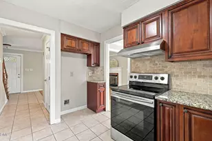 603 Pinewood Dr, Apex, NC 27502 - Photo 18