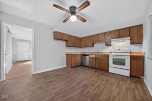 1000 Fargo St, Durham, NC 27707 - Photo 12