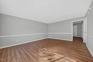 1000 Fargo St, Durham, NC 27707 - Photo 6