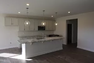 188 Margot Manor Dr, Benson, NC 27504 - Photo 6