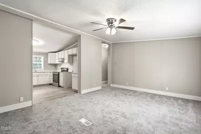 213 SE Railroad Street, Whitakers, NC 27891 - Photo 8