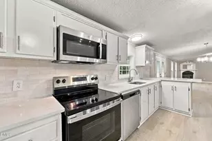 1703 Horseshoe Bend Rd, Erwin, NC 28339 - Photo 6