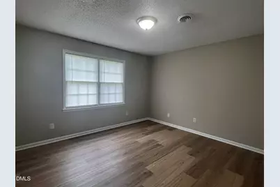 505 E Elizabeth Street, Selma, NC 27576 - Photo 6