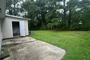 505 E Elizabeth St, Selma, NC 27576 - Photo 10