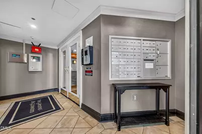2801 Glenwood Gardens Lane #203, Raleigh, NC 27608 - Photo 4