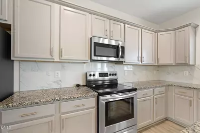 105 Wicklow Court, Clayton, NC 27527 - Photo 16
