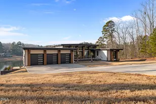 704 Russell St, Sanford, NC 27330 - Photo 44