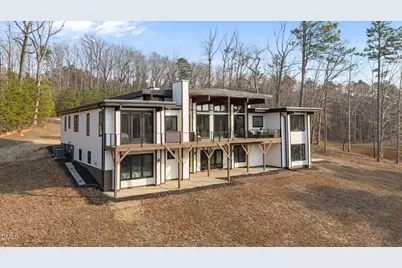 704 Russell Street, Sanford, NC 27330 - Photo 10