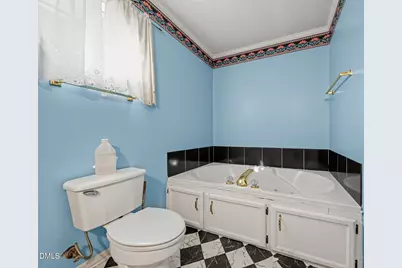 1800 Haskett Road, Kinston, NC 28501 - Photo 8