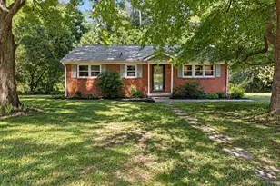 37 S Circle Dr, Chapel Hill, NC 27516 - Photo 1