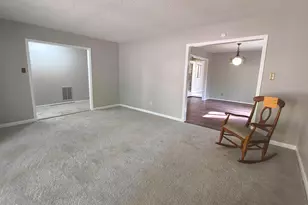 708 Dawnwood Ct, Raleigh, NC 27609 - Photo 14