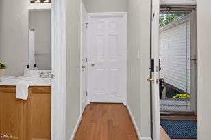 2105 Timken Ct, Raleigh, NC 27604 - Photo 18