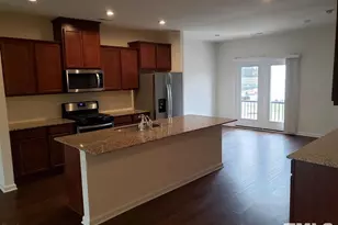 319 King Closer Dr, Cary, NC 27519 - Photo 2