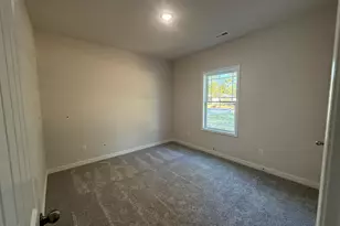 602 E Goldsboro St, Kenly, NC 27542 - Photo 16
