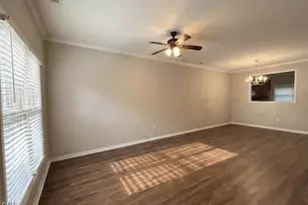 1008 Mica Lamp Ct, Apex, NC 27502 - Photo 2