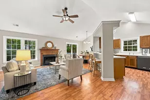 104 Shady Point Ct, Durham, NC 27703 - Photo 8