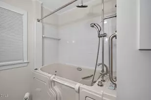 13 Winthrop Ct, Durham, NC 27707 - Photo 30