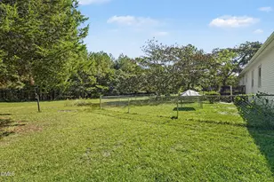 190 Grady W Ln, Carthage, NC 28327 - Photo 6