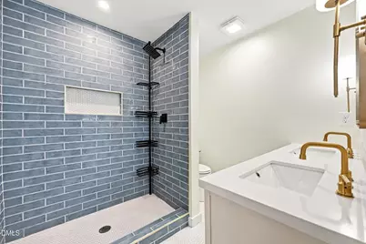 1621 N Park Avenue, Burlington, NC 27217 - Photo 14