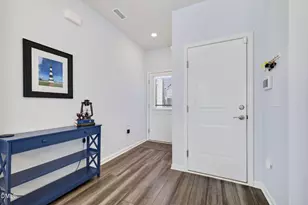 911 Field Ivy Dr, Fuquay-Varina, NC 27526 - Photo 6