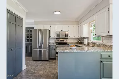 513 Richmond Drive, Sanford, NC 27330 - Photo 14
