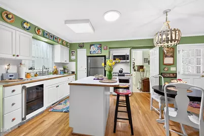 [Address not provided], Cary, NC 27511 - Photo 6