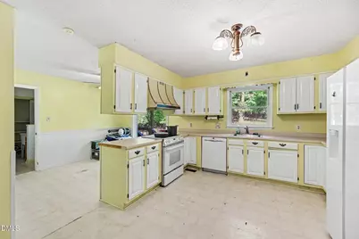 8307 Bromley Road, Hillsborough, NC 27278 - Photo 14