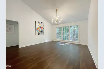 102 Hunters Crossing, Cary, NC 27518 - Photo 8