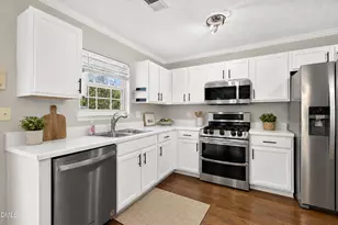 313 Sturminster Dr, Holly Springs, NC 27540 - Photo 14