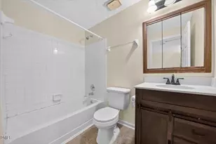 1912 Fox Sterling Dr, Raleigh, NC 27606 - Photo 20