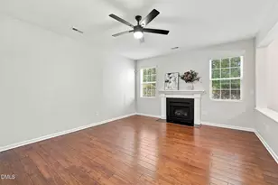 122 Tweedbank Ct, Fuquay Varina, NC 27526 - Photo 10