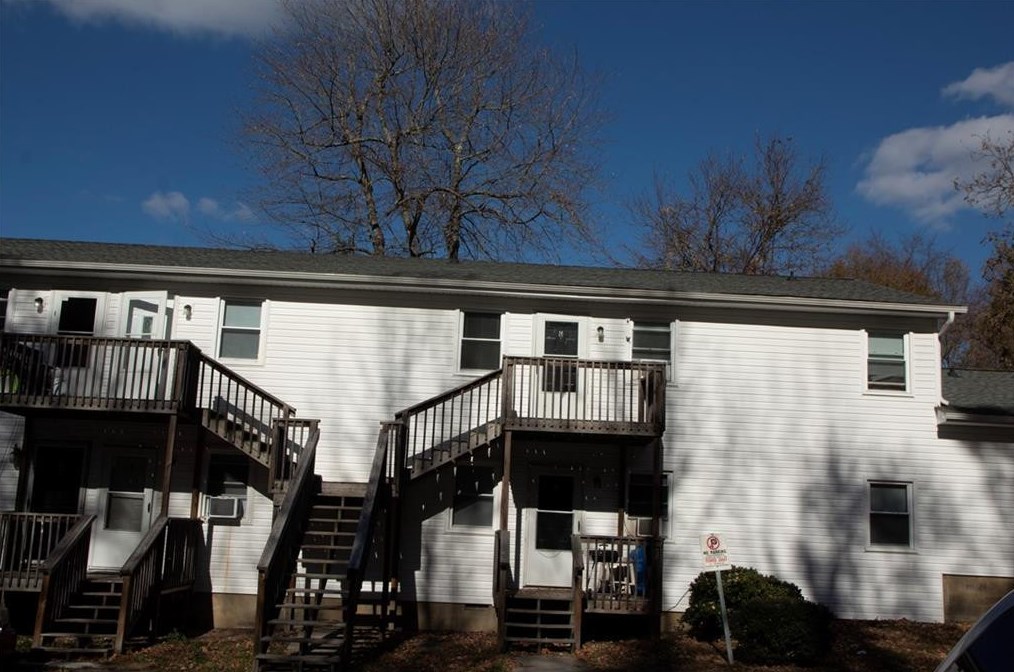 111 South St, Thomasville, NC 27360