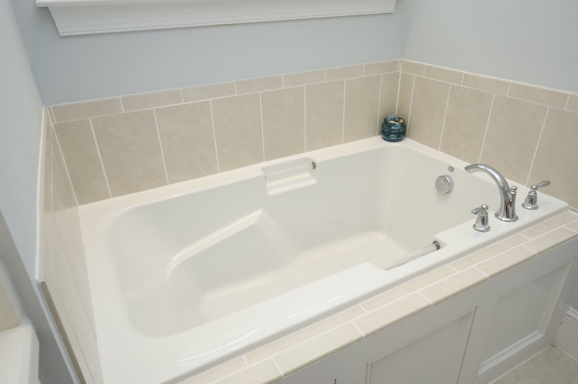 251 Hales Wood Rd, Chapel Hill NC 27517-7227 exterior