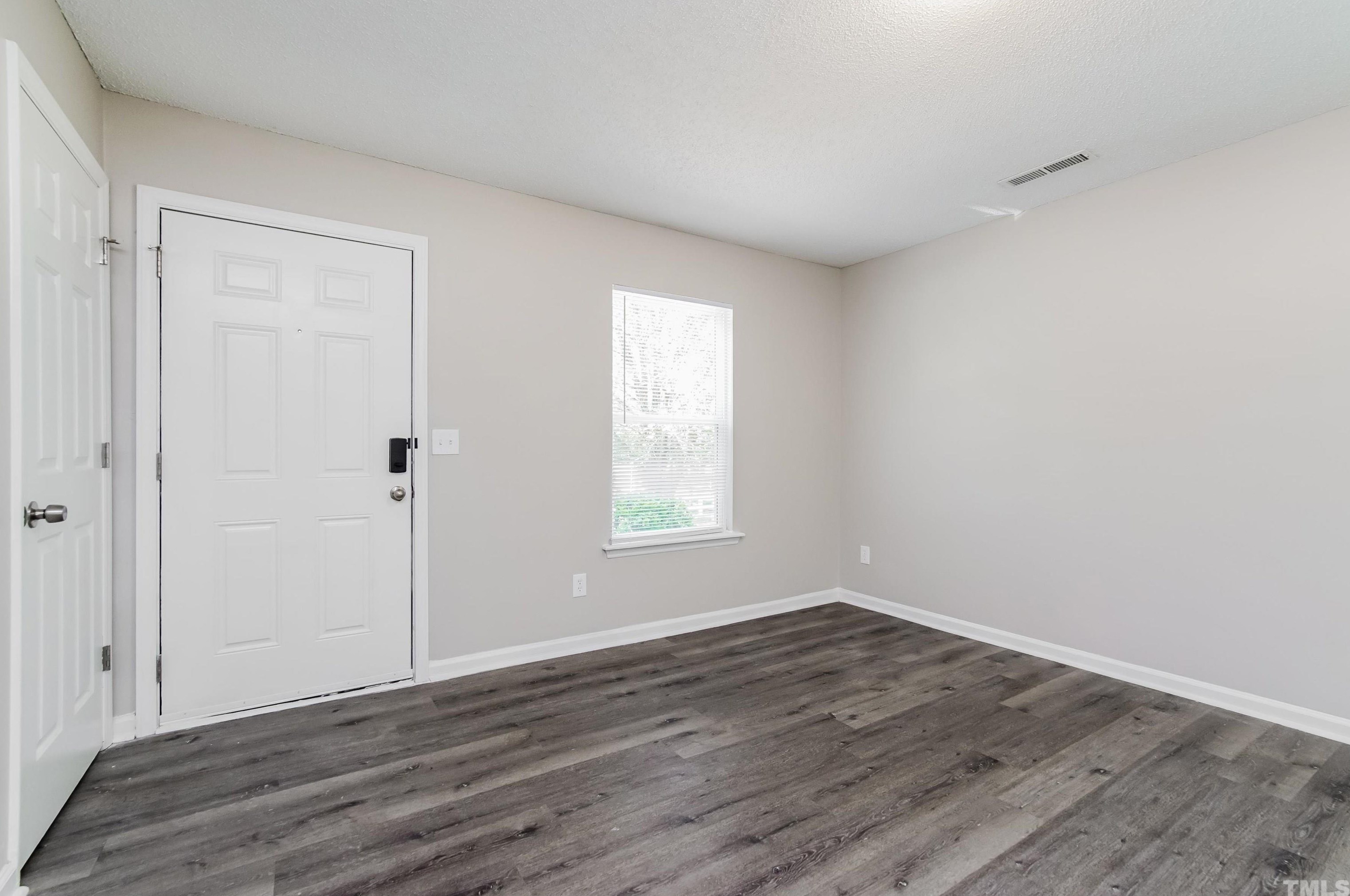 1217 Kendall Dr, Durham NC  27703-5238 exterior