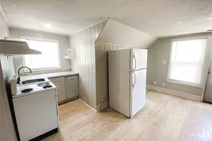 209 1/2 W 16th St, Lumberton, NC 28358 - Photo 4