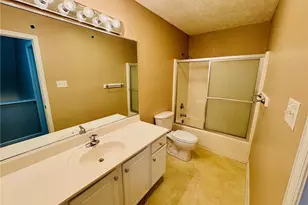 616 Amberdale Cir W, Lumberton, NC 28358 - Photo 40