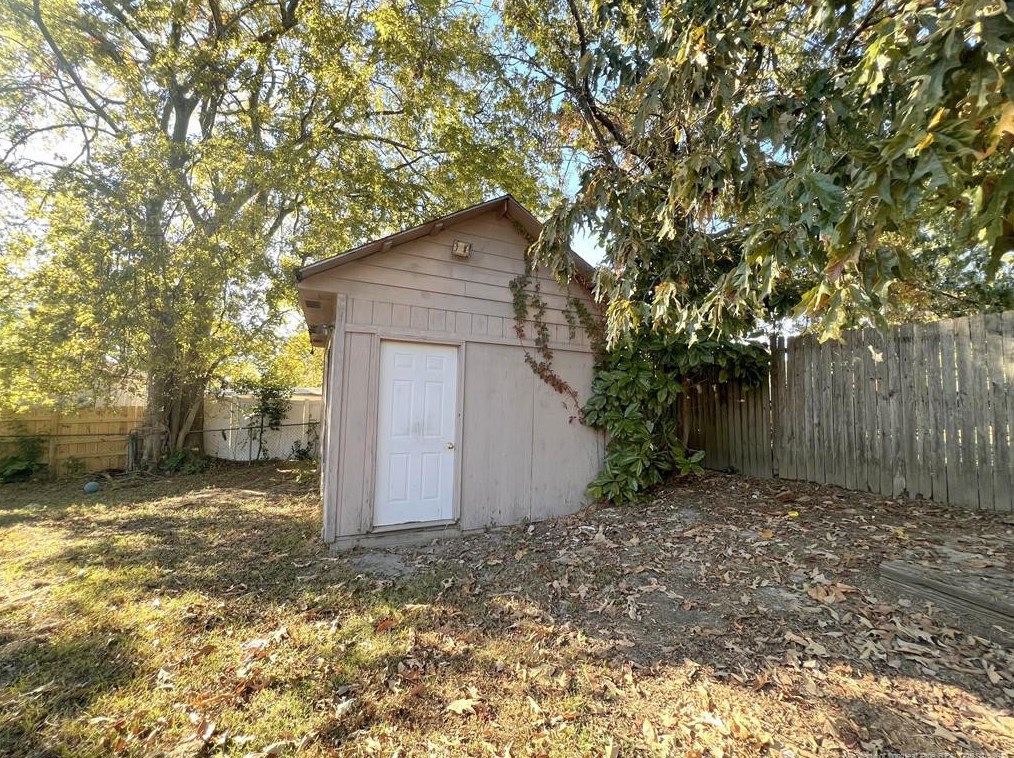 704 Burgoyne Dr, Fayetteville NC  28314-0839 exterior
