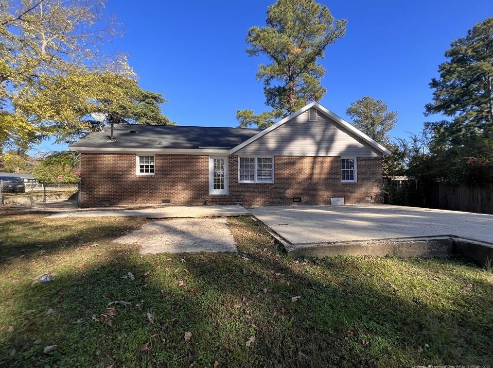 704 Burgoyne Dr, Fayetteville NC  28314-0839 exterior
