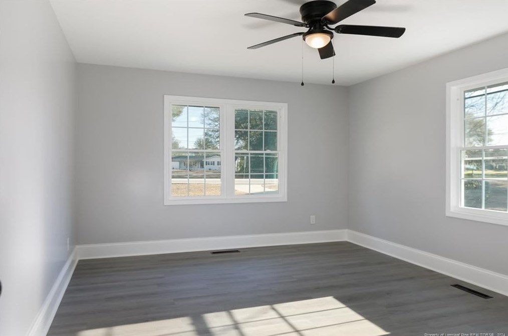 3651 Dunn Rd, Fayetteville NC  28312-8896 exterior