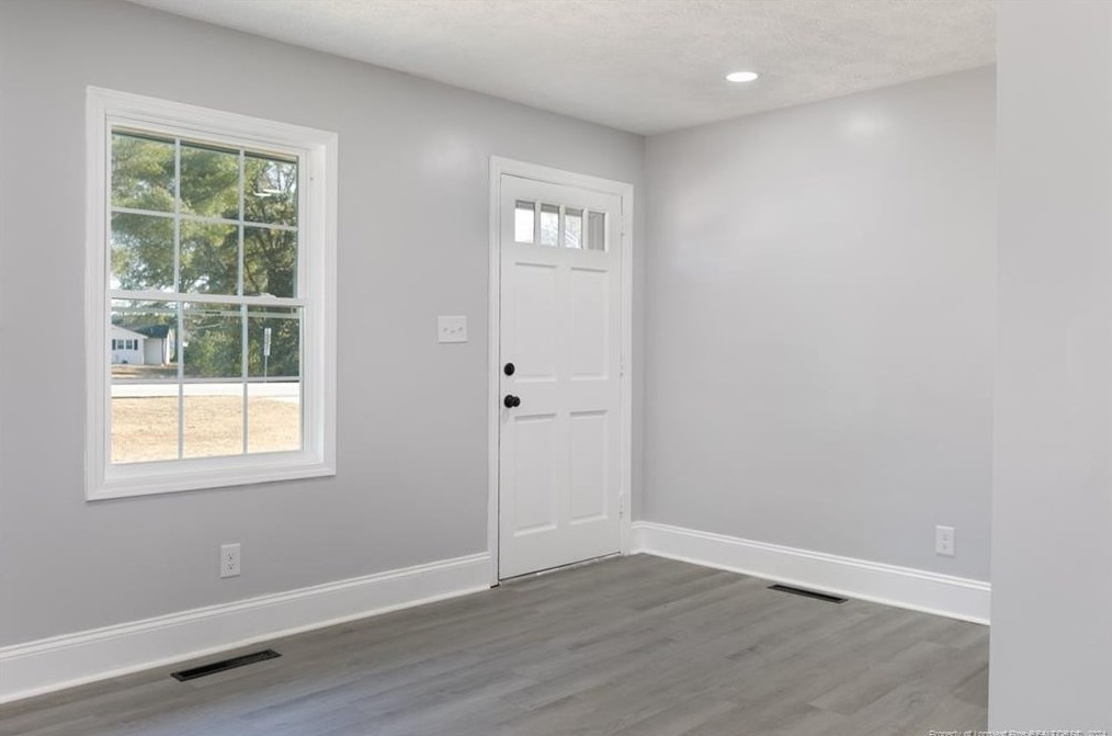 3651 Dunn Rd, Fayetteville NC  28312-8896 exterior