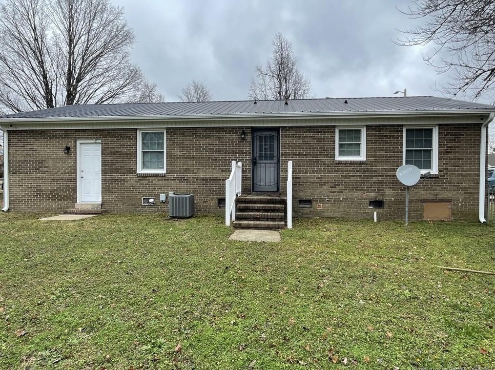 7425 Ryan St, Fayetteville, NC 28314