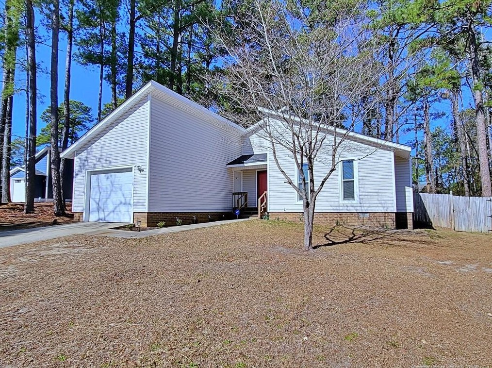 7013 Pantego Dr, Fayetteville, NC 28314-5229