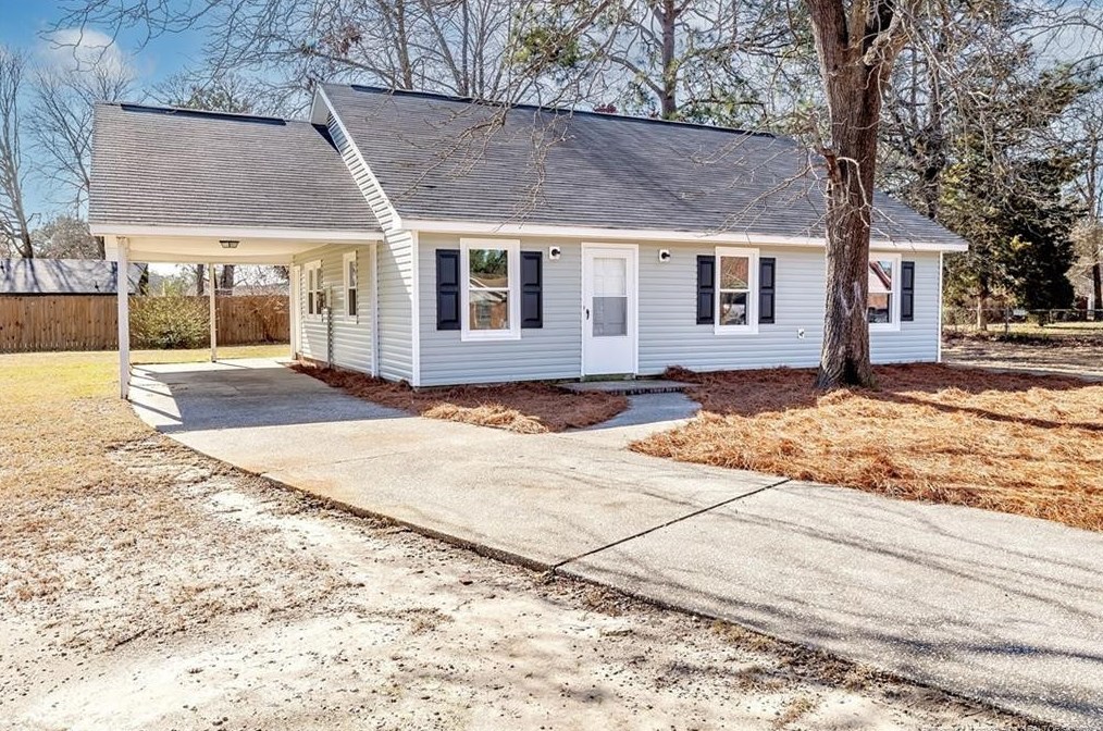 1009 Ryder Ct, Fayetteville, NC 28311-1910
