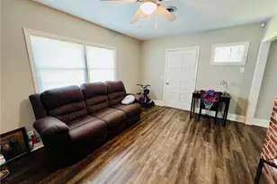 403 Barker Ten Mile Rd, Lumberton, NC 28358 - Photo 6