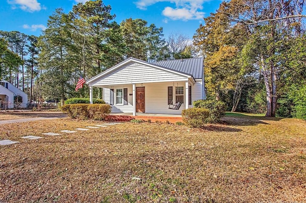 2506 Pecan Dr, Fayetteville, NC 28303-4232