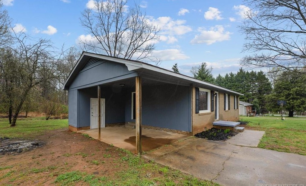 622 Lancaster Rd, Mebane, NC 27302